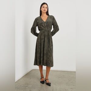 Rails NWT Fabian Dress Olive Pebble Dress, Size Small